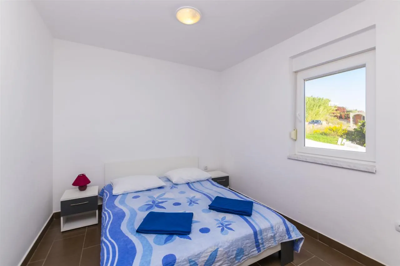 Apartments Beachfront Ante Vlašići